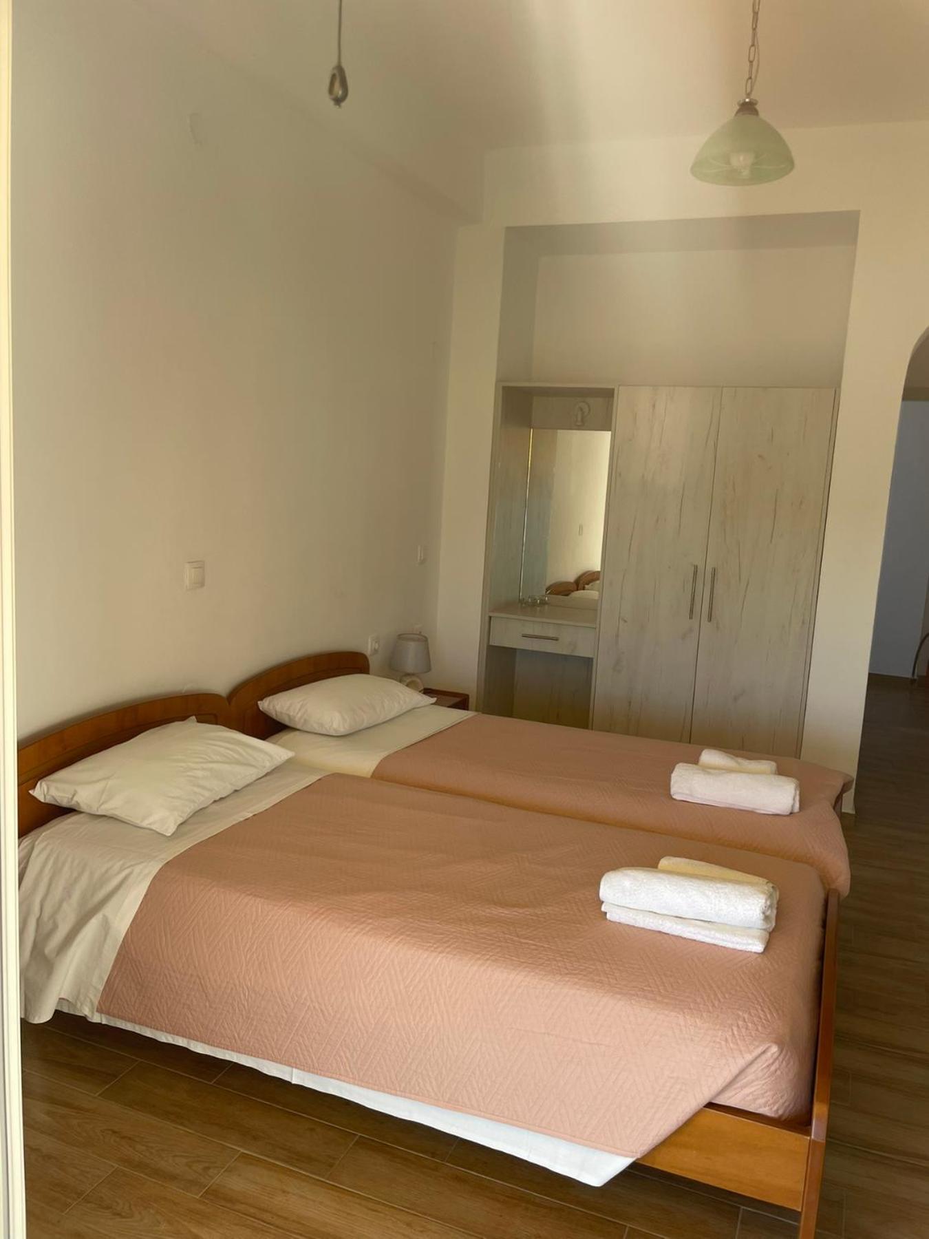 Nafsika Apartments Agios Georgios Pagon Eksteriør billede