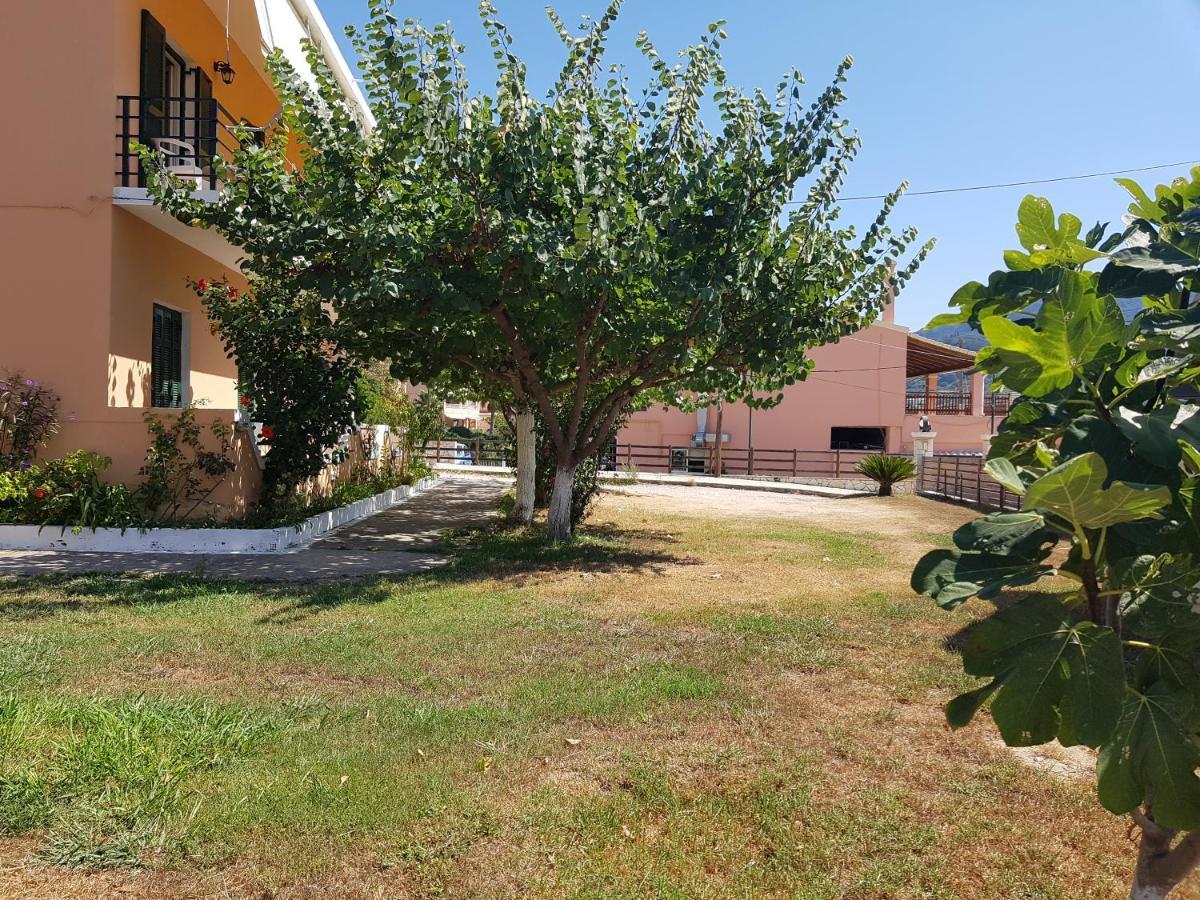 Nafsika Apartments Agios Georgios Pagon Eksteriør billede